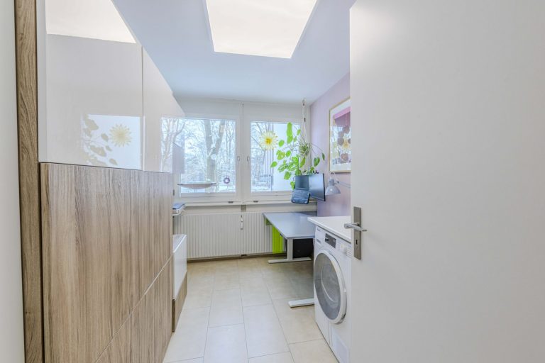 Schlaf- / Arbeitszimmer